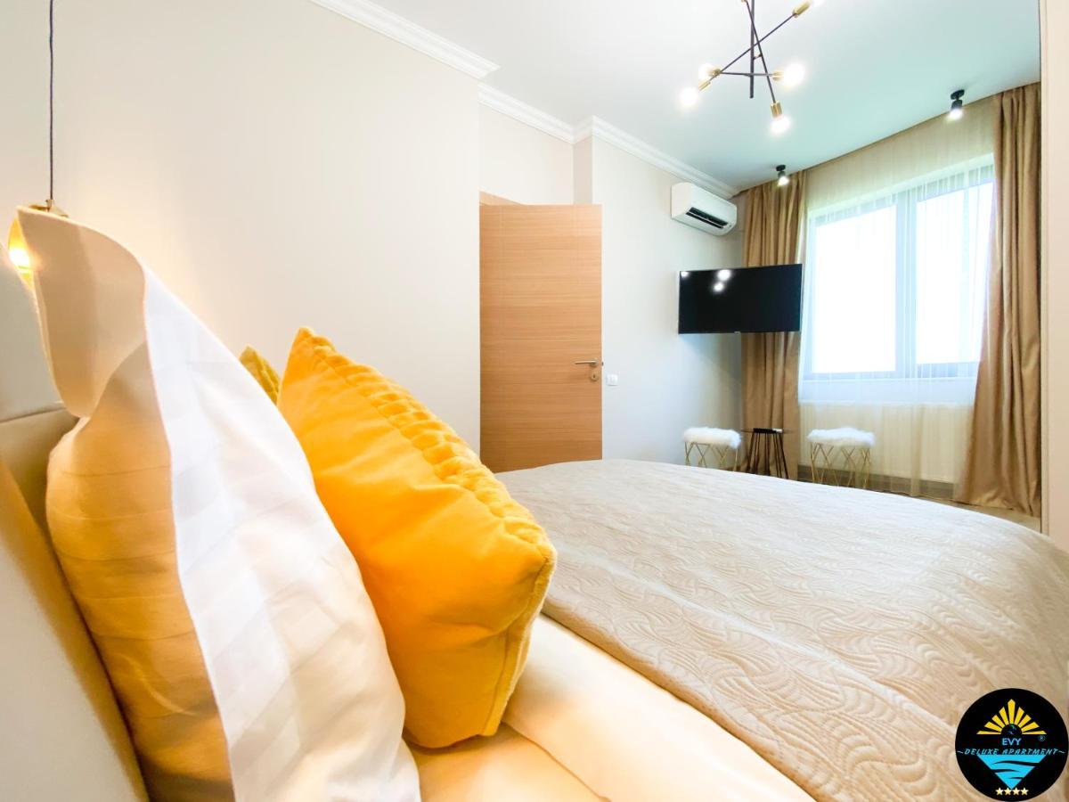 Evy Deluxe Apartment Mamaia Buitenkant foto