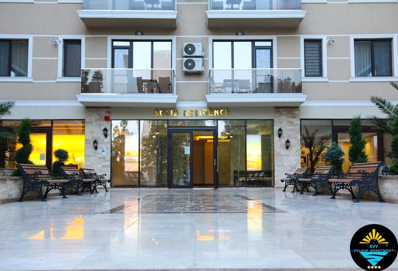 Evy Deluxe Apartment Mamaia Buitenkant foto
