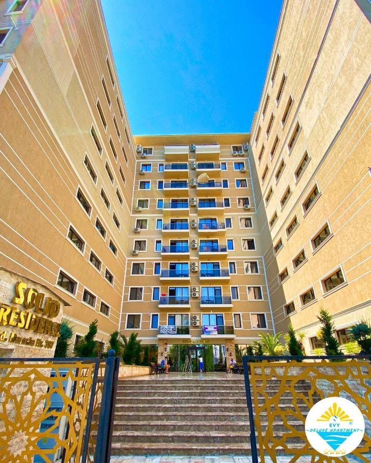 Evy Deluxe Apartment Mamaia Buitenkant foto